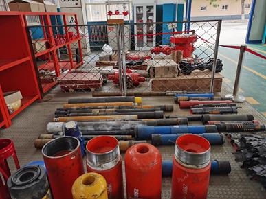 石油工具質(zhì)量檢驗試壓裝置圖片5