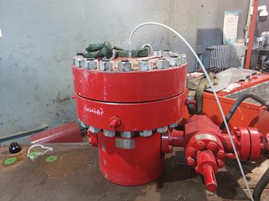 石油工具質(zhì)量檢驗試壓裝置圖片3